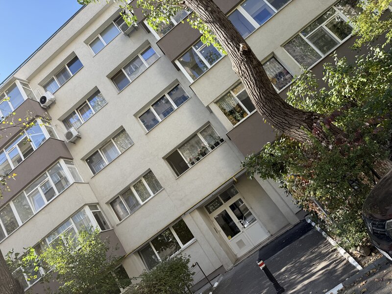 Sector 6, vand 2 camere